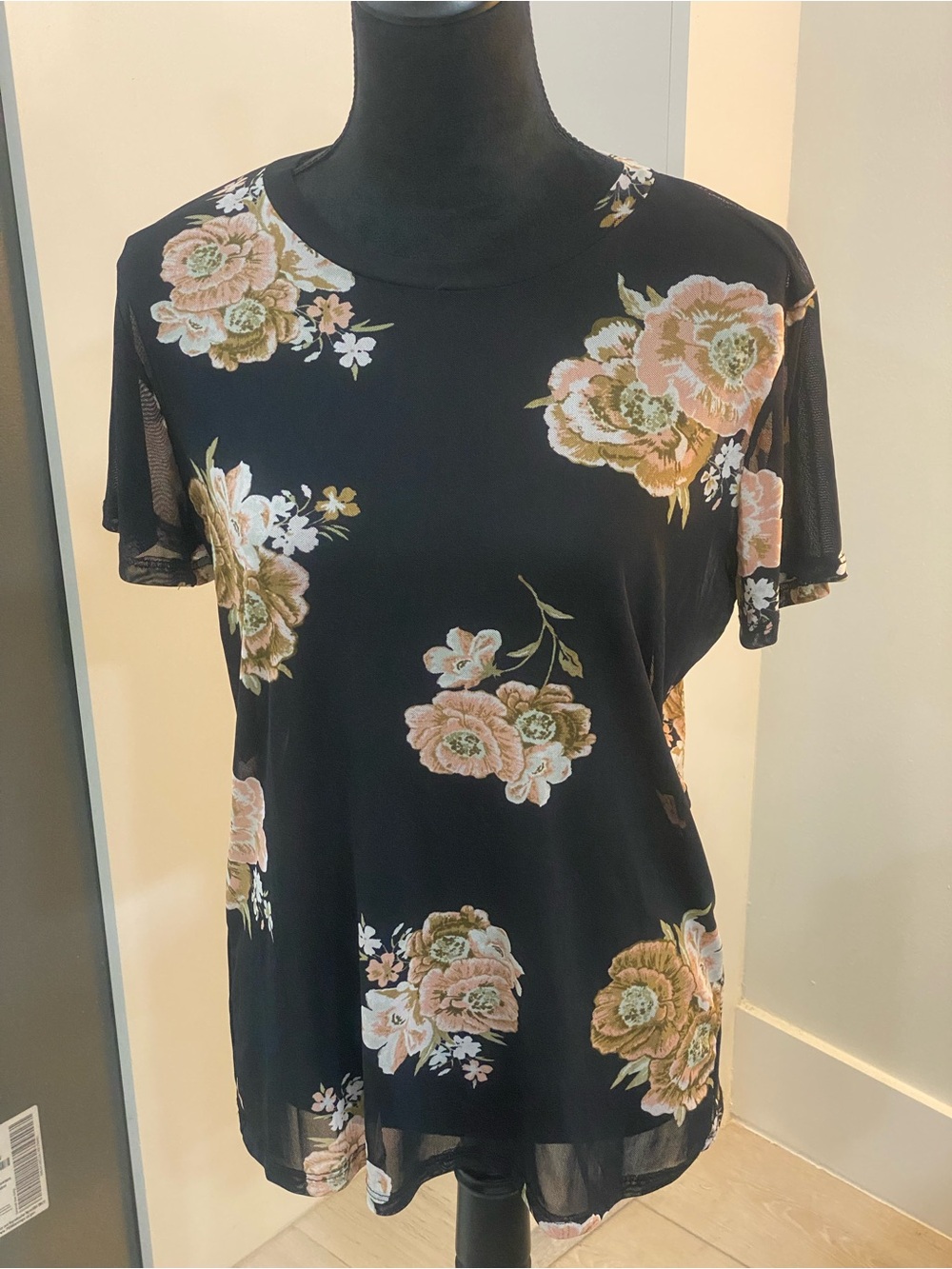 Gypsies & Moondust Black Short Sleeve Floral Tee